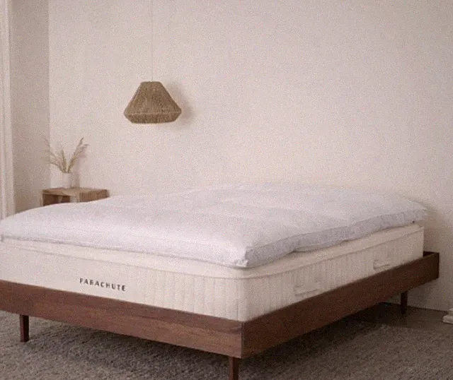 Parachute Home Premium Luxury Down Mattress Topper Full/ Queen New. Orig 495