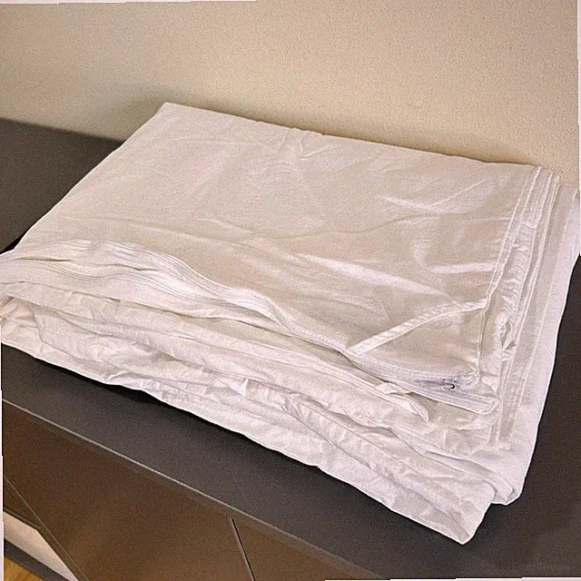 PARACHUTE King Duvet Comforter Protector Cover White Cotton Allergen Barrier