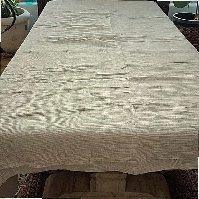 Parachute Organic Cloud Cotton Queen Full Quilt 92" x 96" Natural Ivory