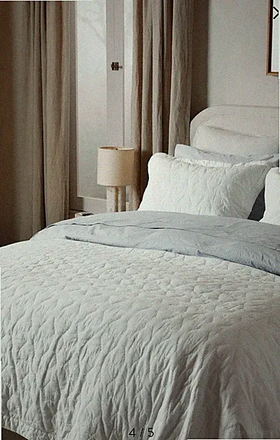 Parachute Soft Stitch Organic White Cotton Quilt Queen/Full