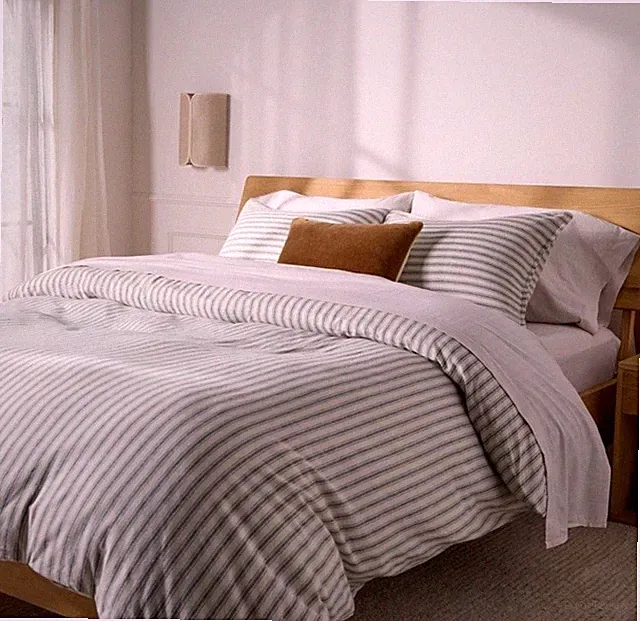 Relaxed Linen Stripe Duvet Cover & Sham Set - Parachute Size Full / Queen Cove